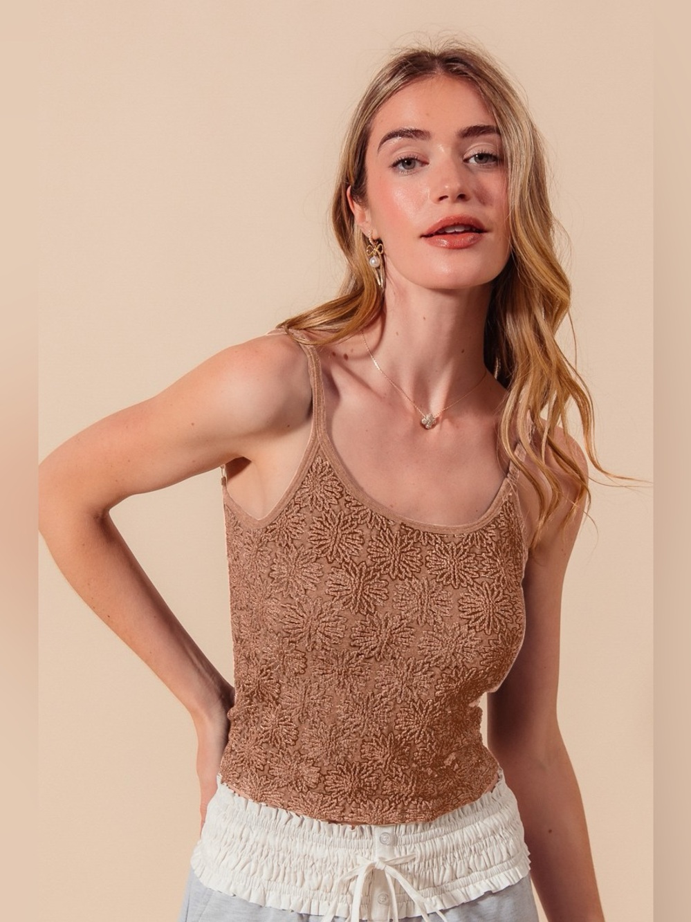 SO ME Two Tone Floral Seamless Tank Top